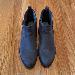 Sonoma grey ankle boot size 9